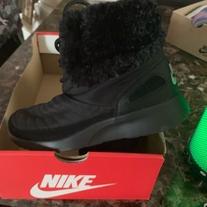 Nike ankle Boots